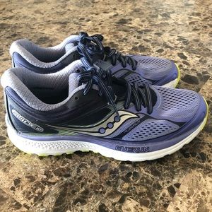 Women’s Saucony running shoes